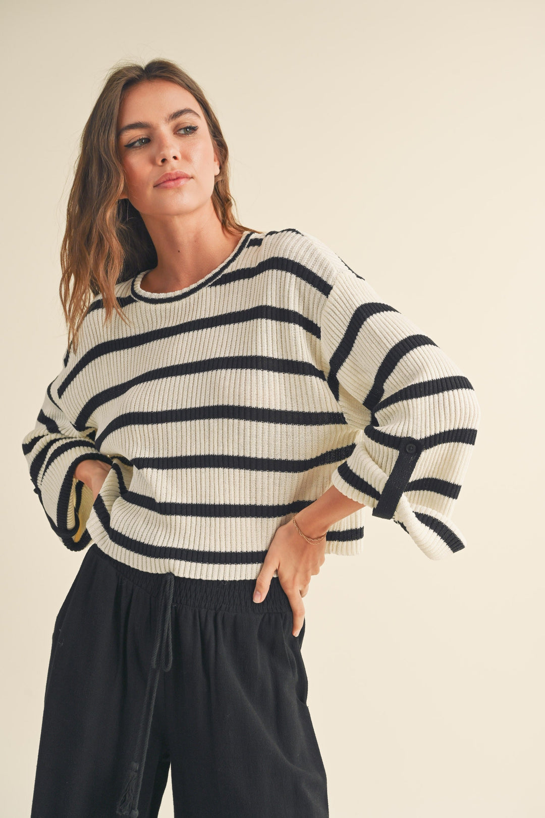 STRIPED PATTERN ROLL UP SLEEVE DETAIL KNITTED TOP